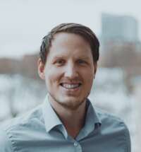https://www.hrnorge.no/assets/images/personer/Arne-Henrik-Storm.jpg
